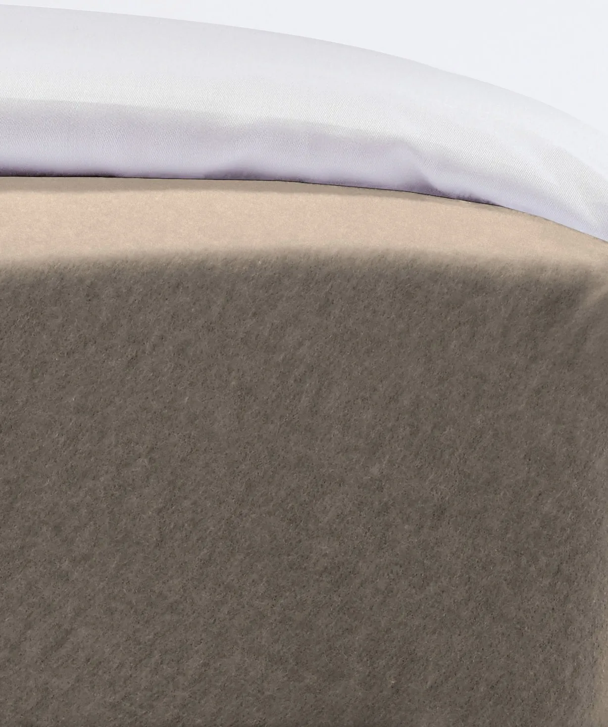Flauschjersey Taupe – Detail